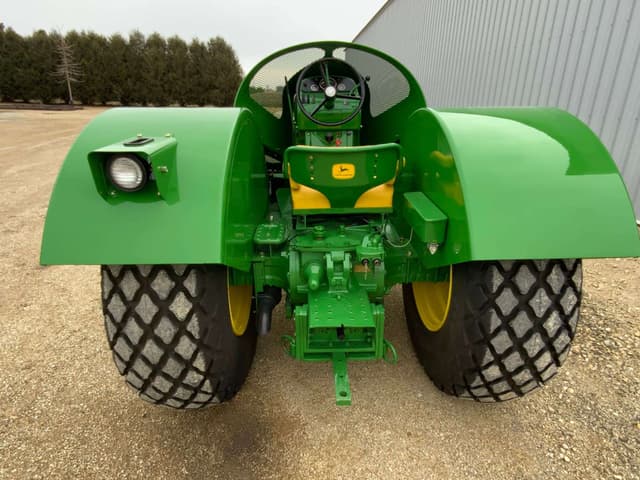 Image of John Deere 3010 equipment image 4