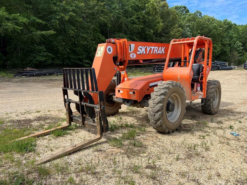 Main image Skytrak 6042