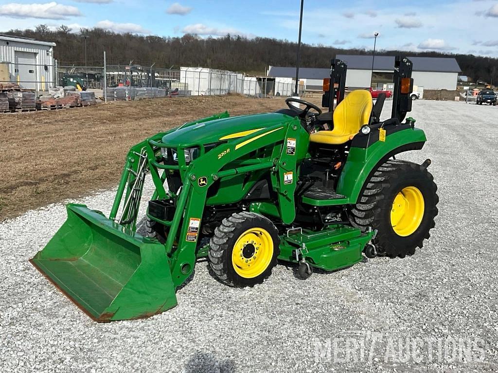 Image of John Deere 2032R Primary image