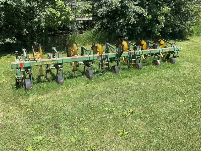 Image of John Deere RM equipment image 1