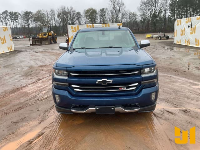 Image of Chevrolet Silverado equipment image 1