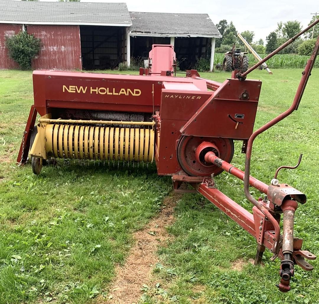 Image of New Holland 311 Primary image