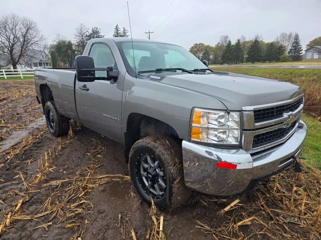 Image of Chevrolet 3500HD equipment image 3