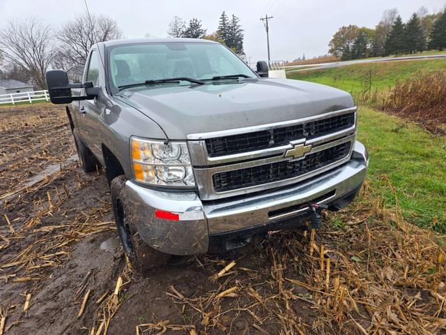 Image of Chevrolet 3500HD equipment image 2