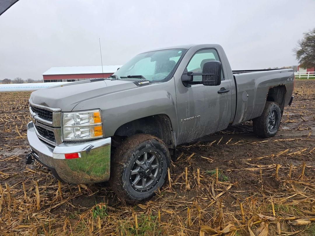 Image of Chevrolet 3500HD Primary image