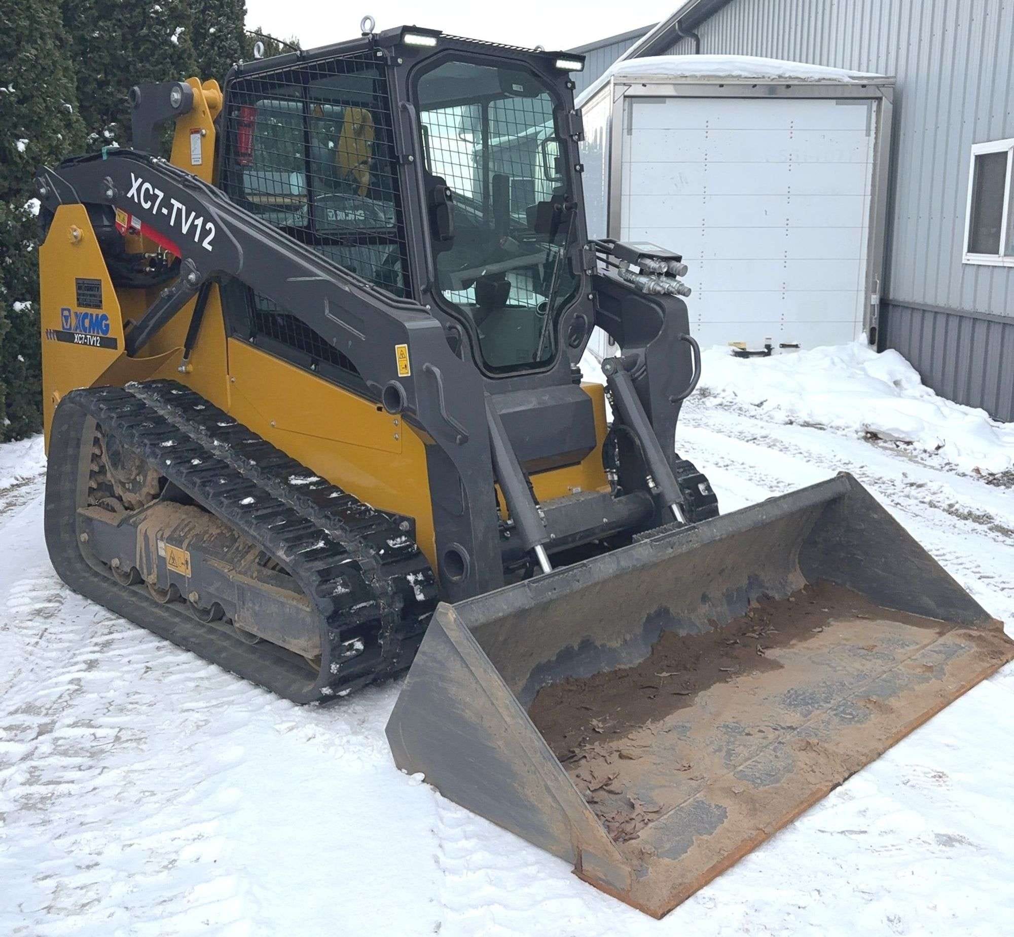 2025 XCMG XC7-TV12 Equipment Image0