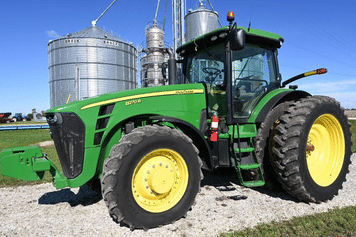Main image John Deere 8270R
