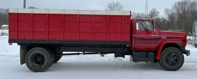 Image of GMC 7000 equipment image 1