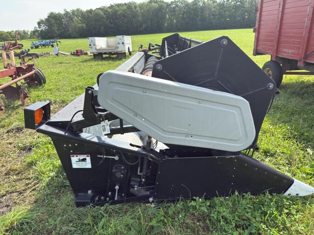 Image of AGCO 800 equipment image 2