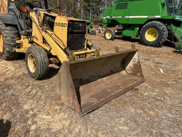 Image of Ford 555D equipment image 1