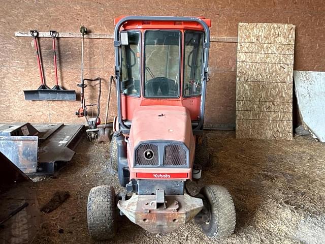 Image of Kubota F3680 equipment image 2