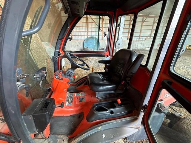 Image of Kubota F3680 equipment image 3