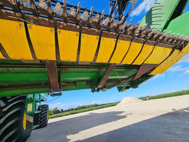 Image of John Deere 630F equipment image 3