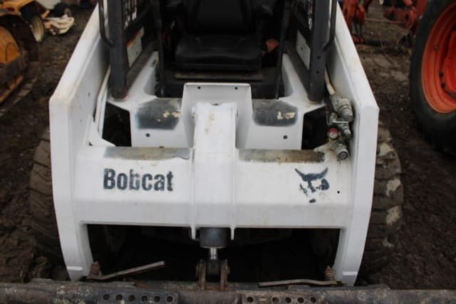 Image of Bobcat S130 equipment image 4