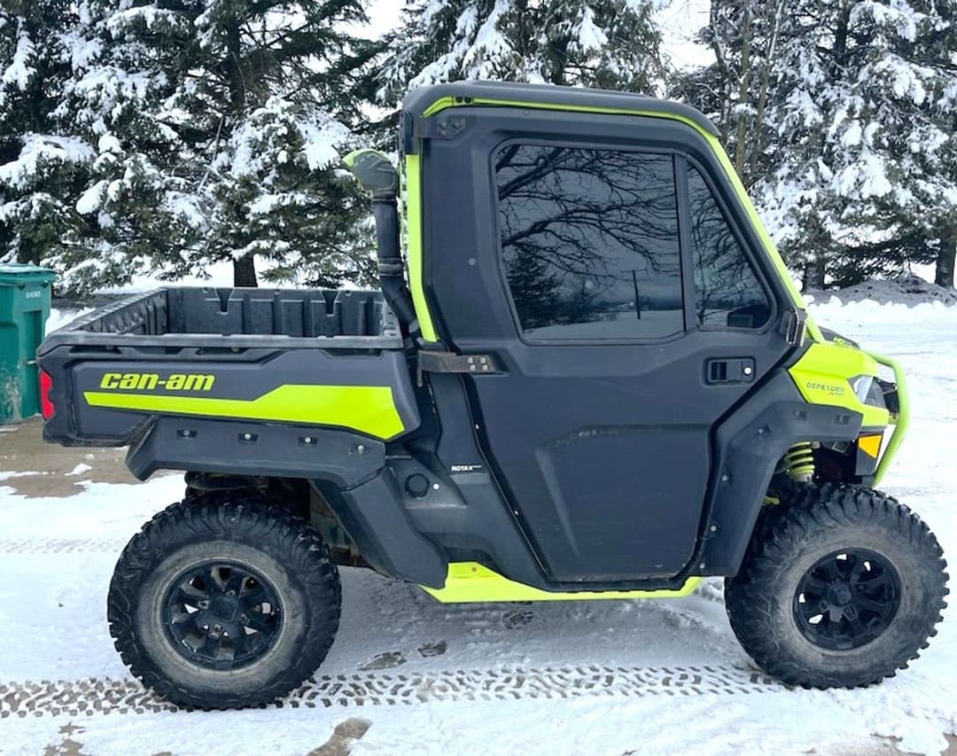 Image of Can-Am Defender HD10 XMR Primary image