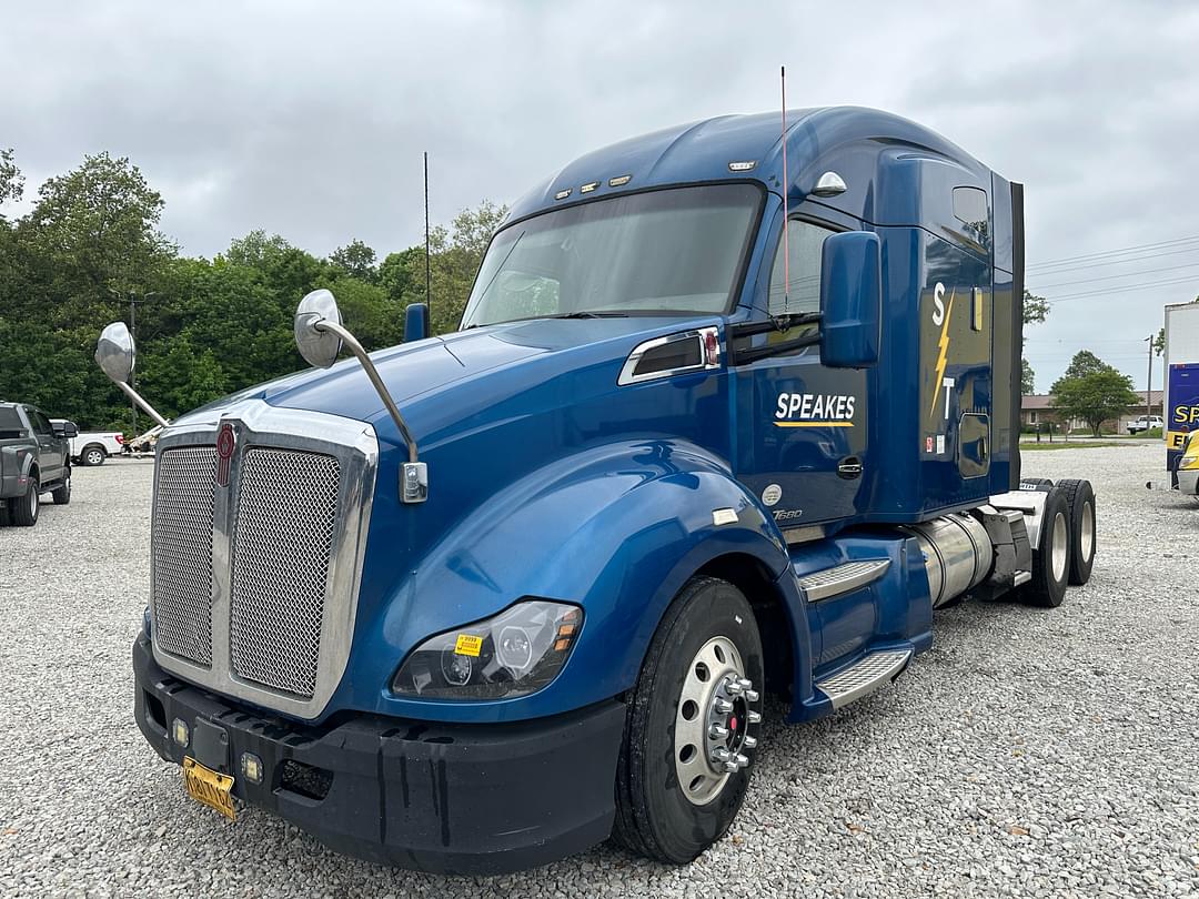 Image of Kenworth T680 Primary image