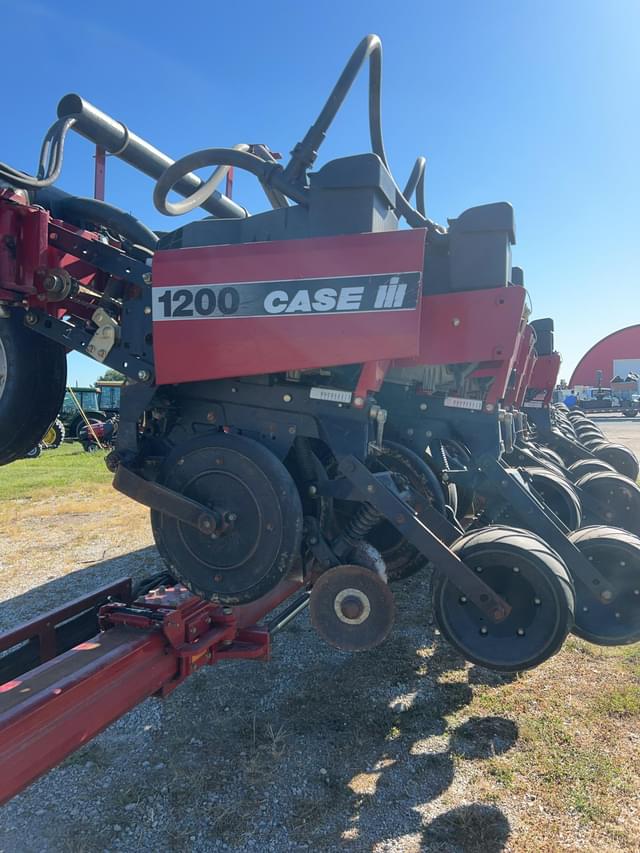 Image of Case IH 1200 equipment image 4