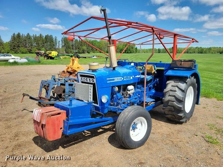 Image of Ford 3600 Primary image