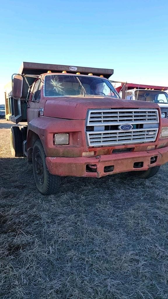 1985 Ford F-600 Equipment Image0