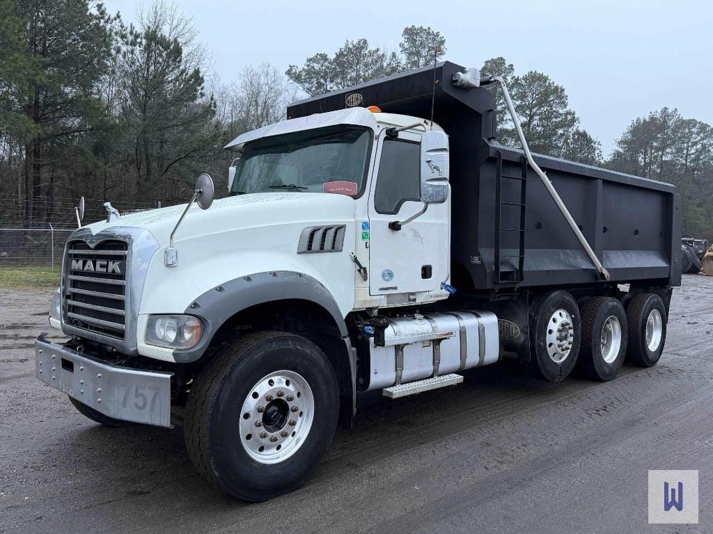 2021 Mack GR84F Equipment Image0