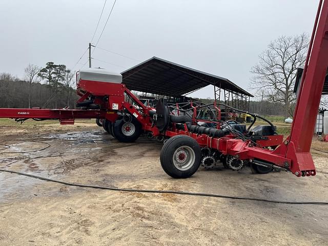 Image of Case IH 1240 equipment image 4