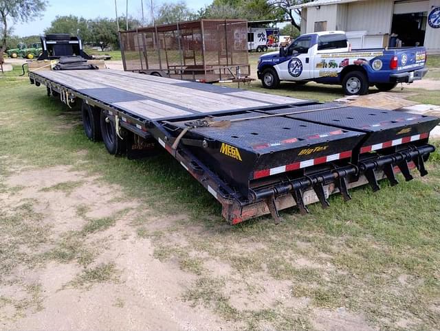 Image of Big Tex 22GN-35BK+5MR - Other Equipment | Trailers  equipment image 2