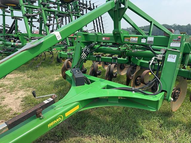 Image of John Deere 2730 equipment image 4