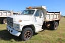 1988 Ford F-700 Image