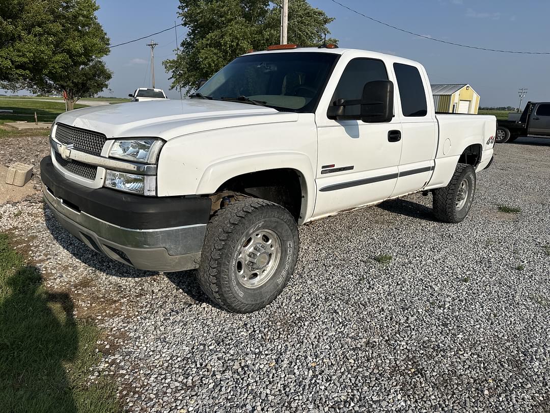 Image of GMC 2500HD Primary Image