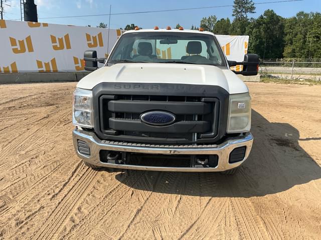 Image of Ford F-250 equipment image 1