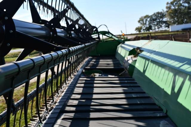 Image of John Deere 635FD equipment image 1