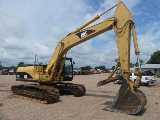 Image of Caterpillar 322C equipment image 2