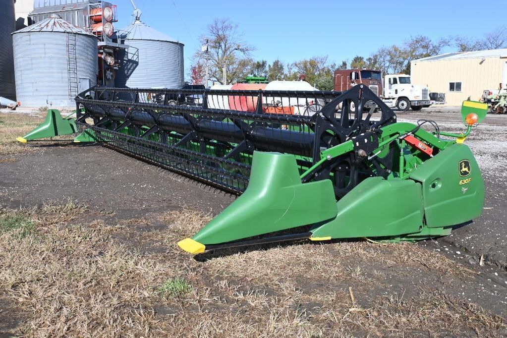 Main image John Deere 630F