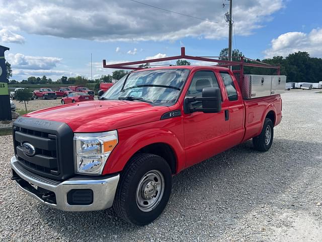 Image of Ford F-250 equipment image 1