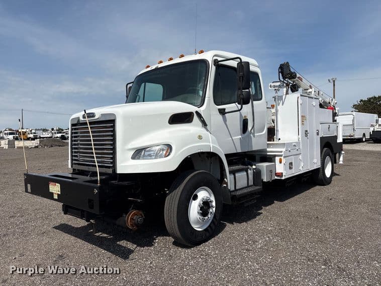 Image of Freightliner M2 Primary image