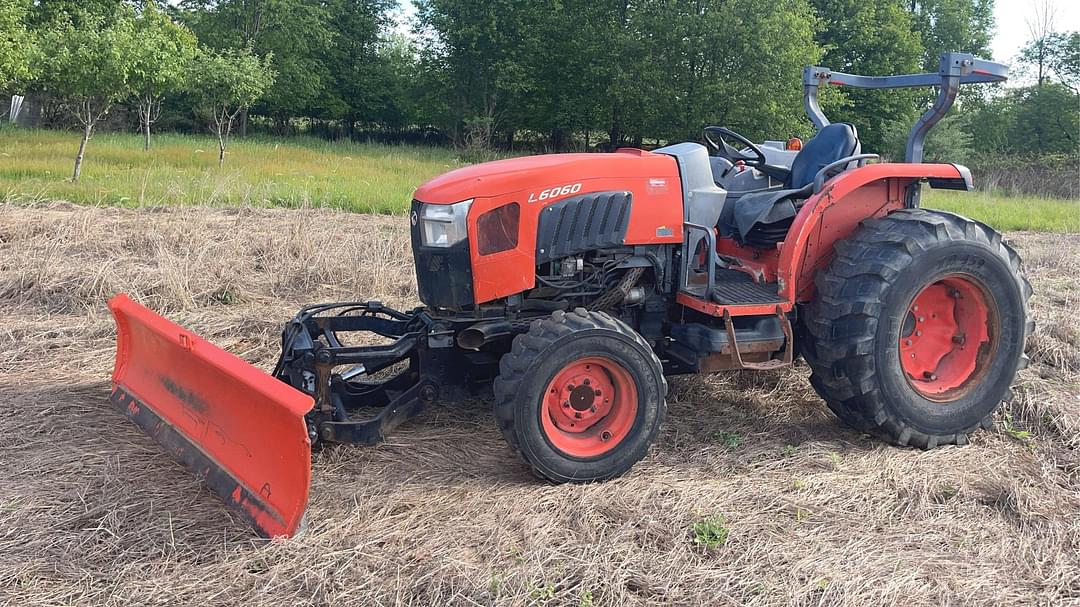 Image of Kubota L6060 Primary image
