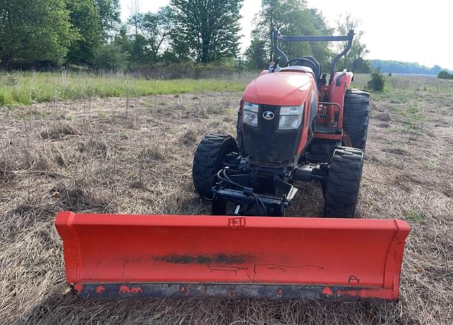 Image of Kubota L6060 equipment image 2