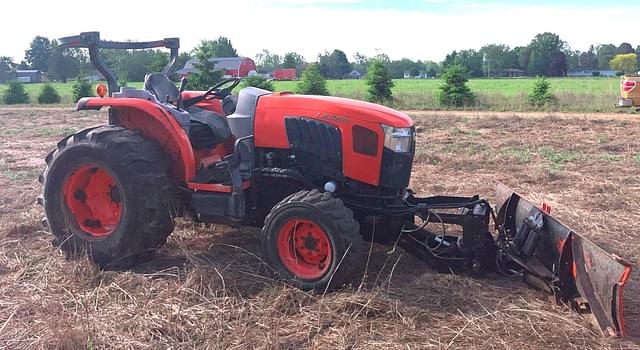Image of Kubota L6060 equipment image 1