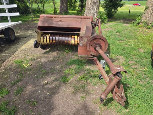 Image of New Holland 68 equipment image 1