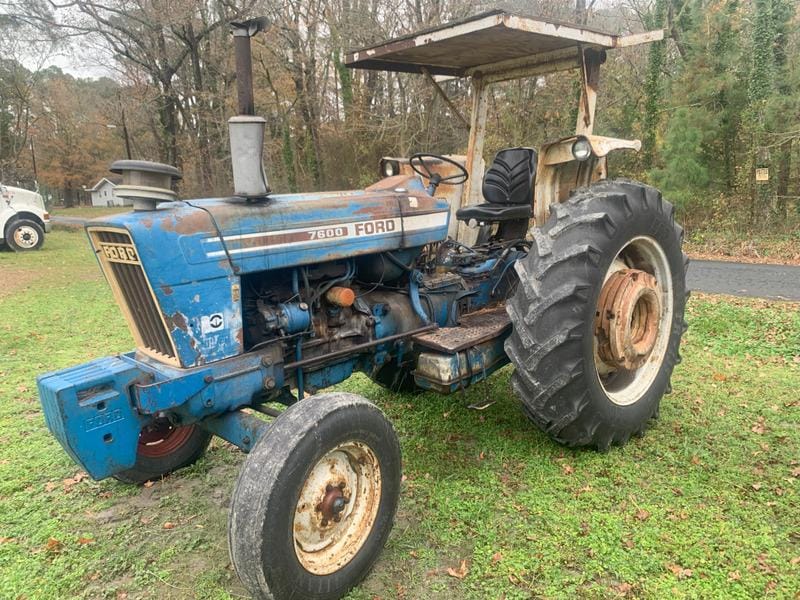 Main image Ford 7600