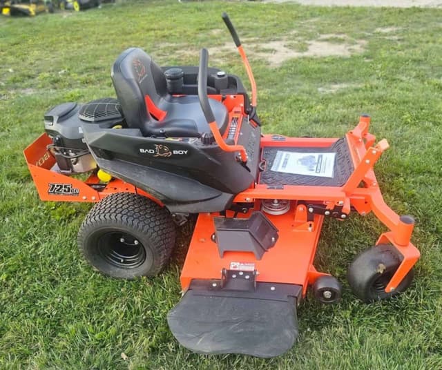 Image of Bad Boy MZ Magnum equipment image 2