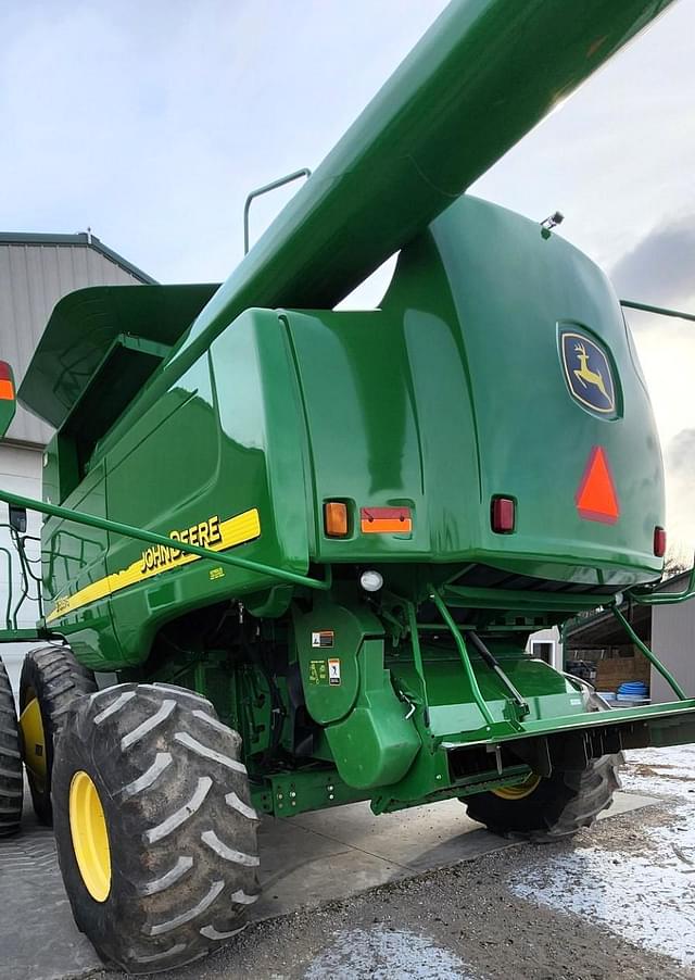 Image of John Deere 9760 STS equipment image 4