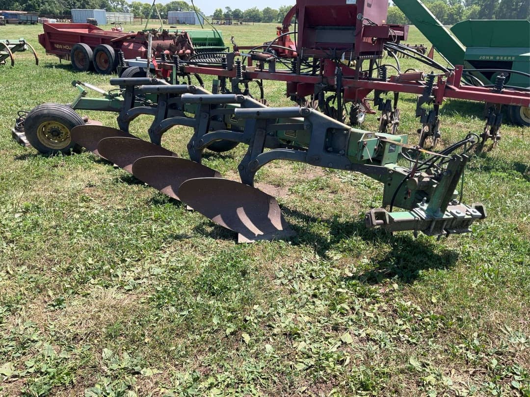 Image of John Deere 2600 Primary image