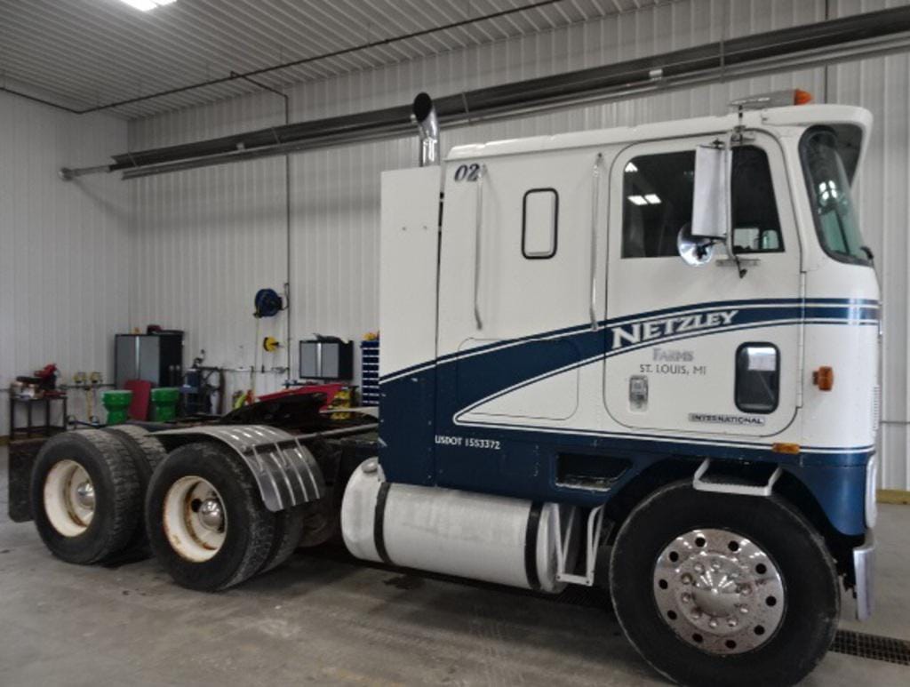 Main image International 9670