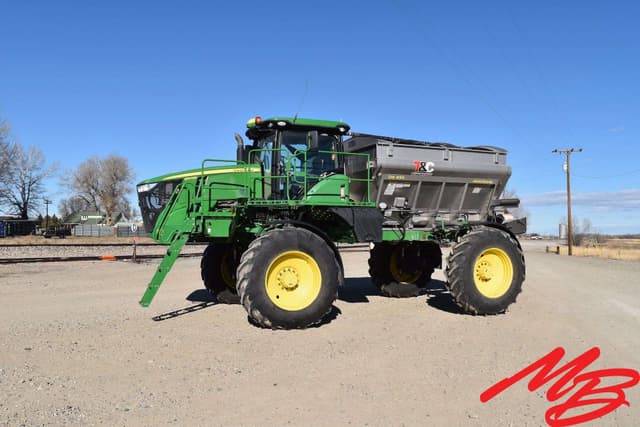 Image of John Deere R4038 equipment image 3