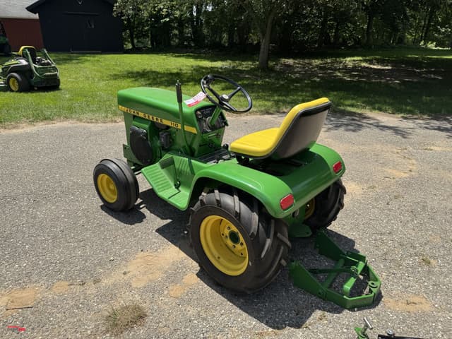 Image of John Deere 110 equipment image 4