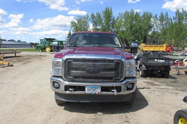 Image of Ford F-350 equipment image 1