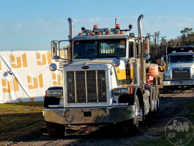 Image of Peterbilt 379 equipment image 1
