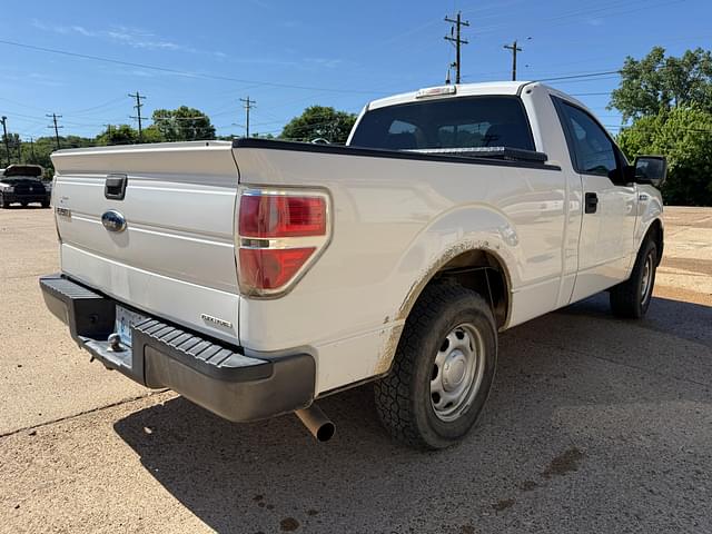 Image of Ford F-150 equipment image 3
