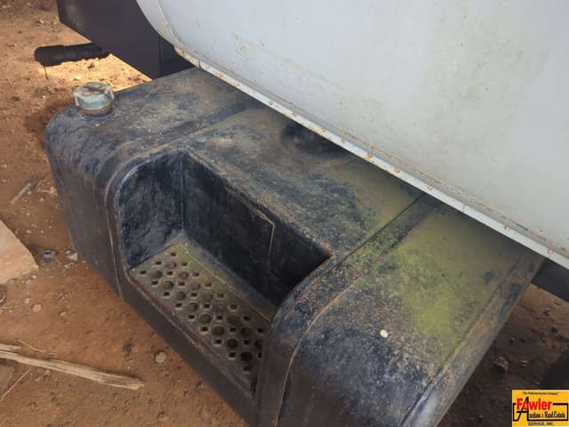 Image of Chevrolet C7D042 equipment image 3